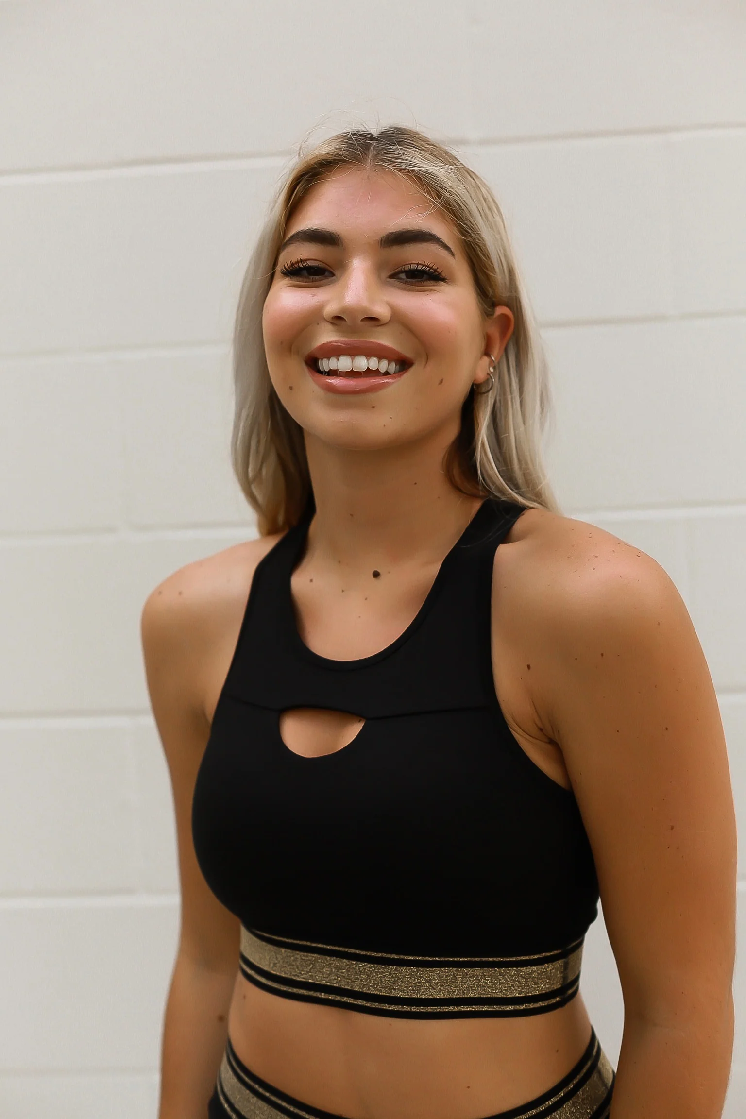 SIZE SMALL In The Zone Sports Bra - Image 6