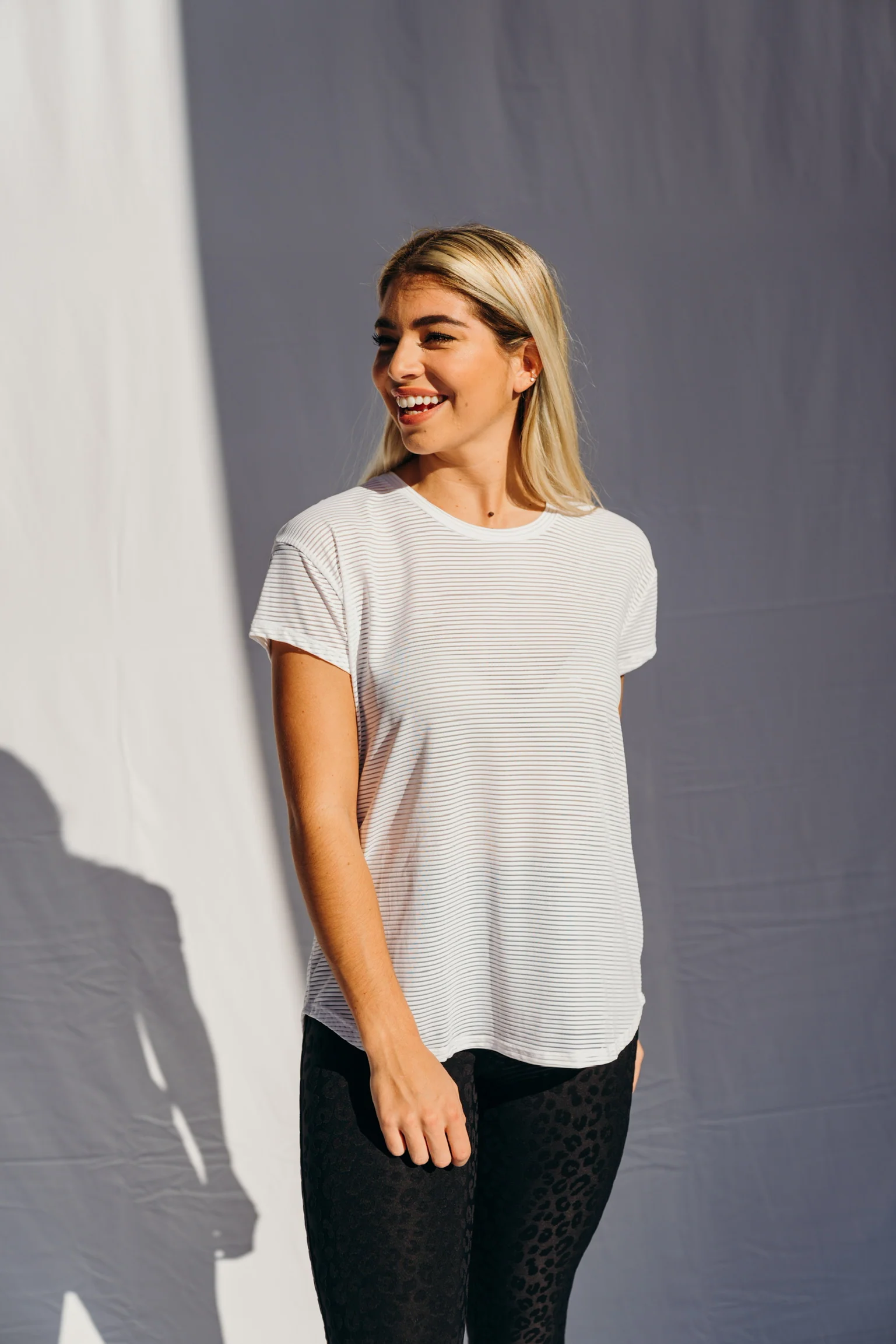 SIZE MEDIUM New Habits Active Top - Image 3