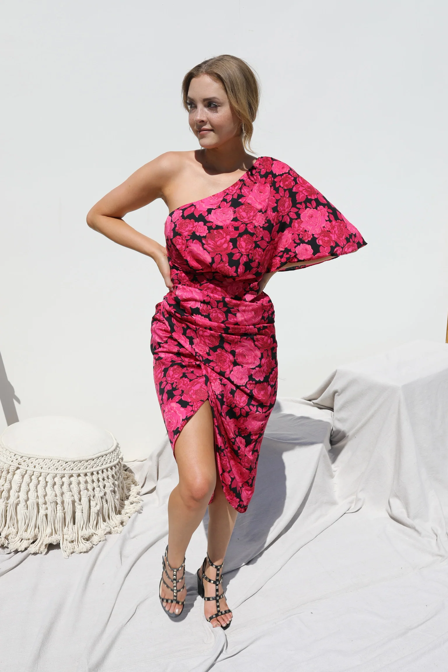 SIZE SMALL Piece Of Art Rose Dress - Image 3